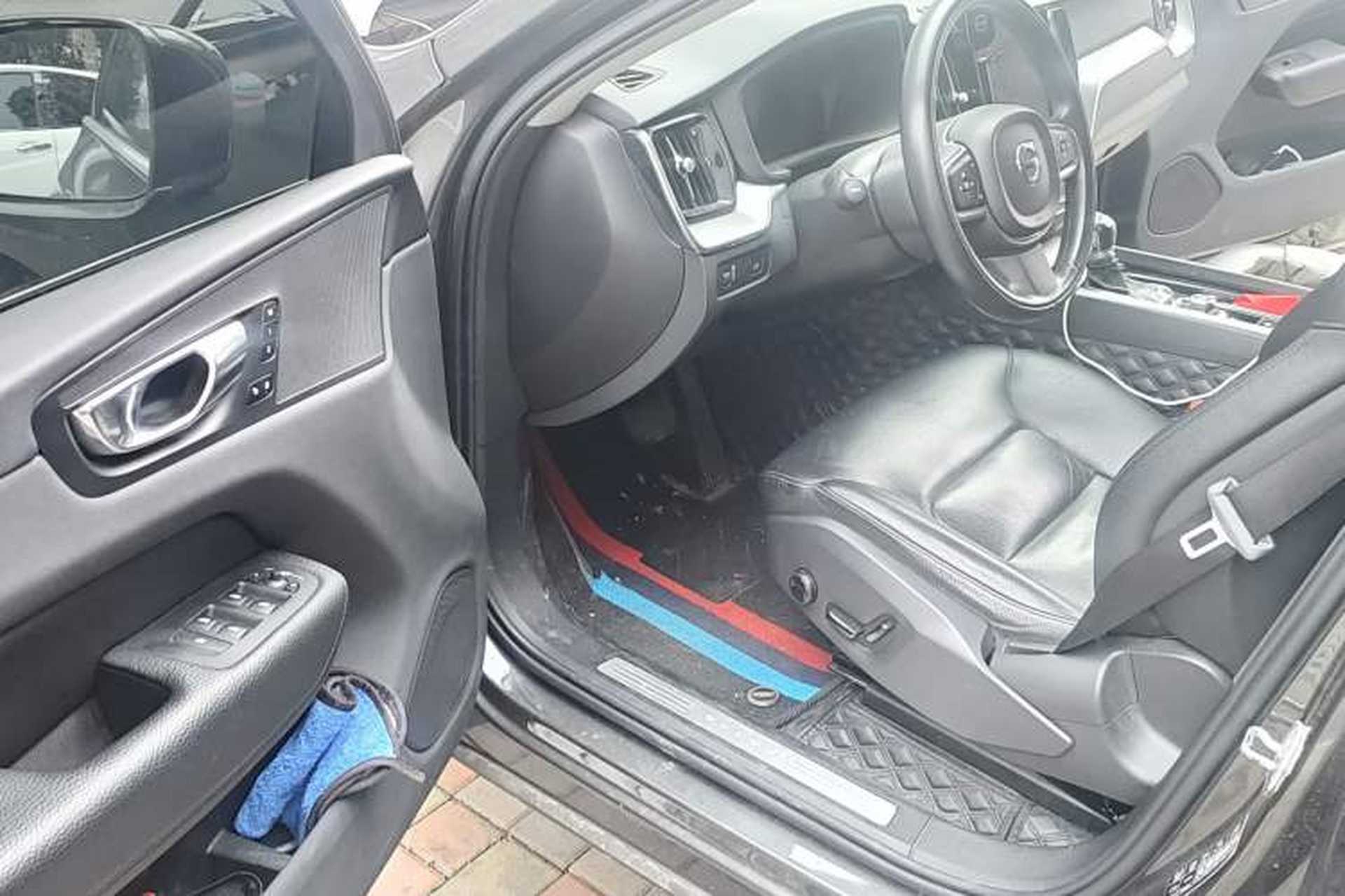 Used Volvo XC60 2019 T5 4x4 Smart Edition China V Standard Driver Seat