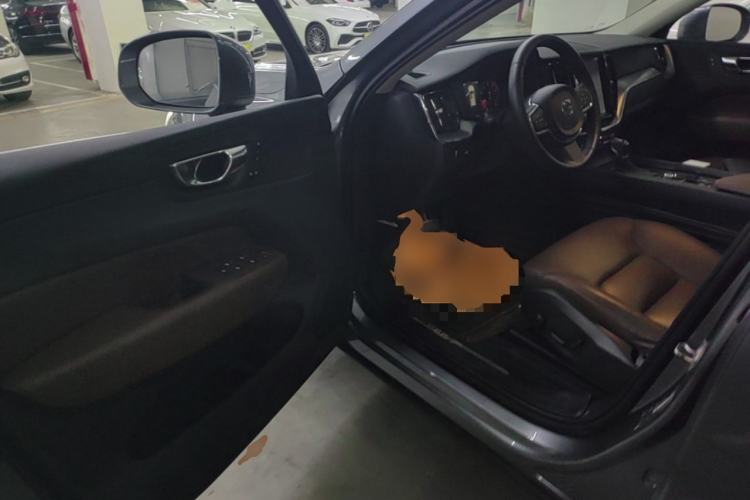Used Volvo XC60 2019 T5 4x4 Zhiyuan Edition China VI Standard Driver Seat