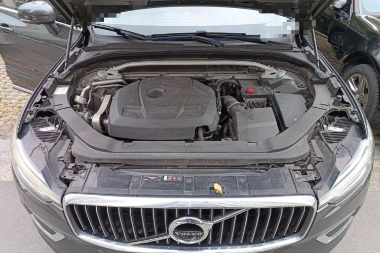 Used Volvo XC60 2019 T5 4x4 Zhiya Luxury Edition China V Standard Engine Bay
