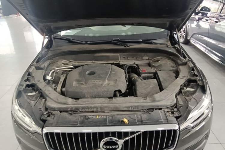Used Volvo XC60 2019 T4 Zhiyi Edition China VI Engine Bay