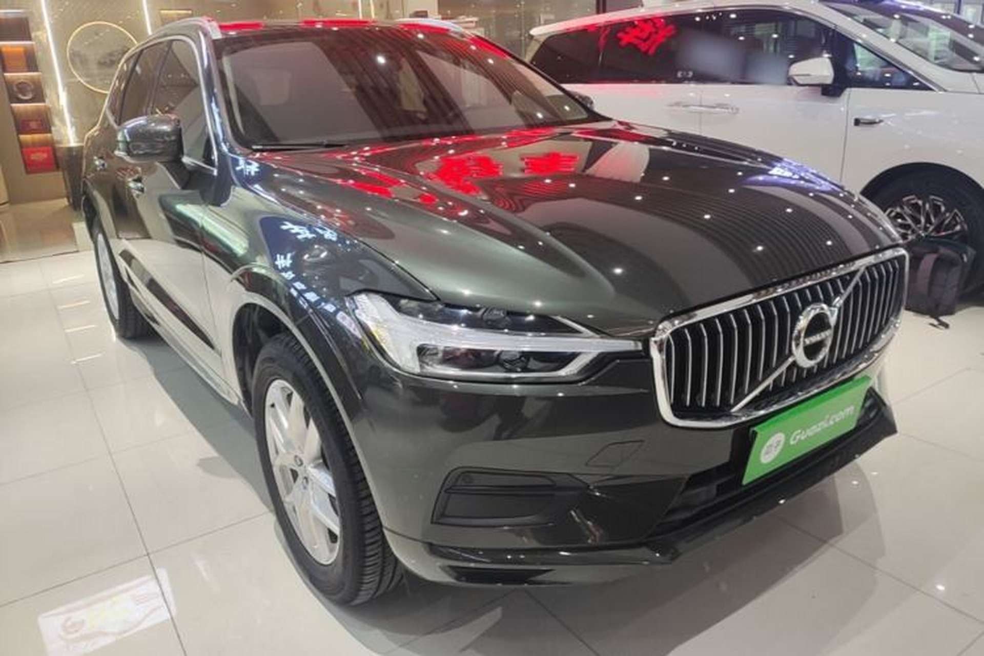 Used Volvo XC60 2019 T5 4x4 Smart Edition China VI Standard Exterior 1