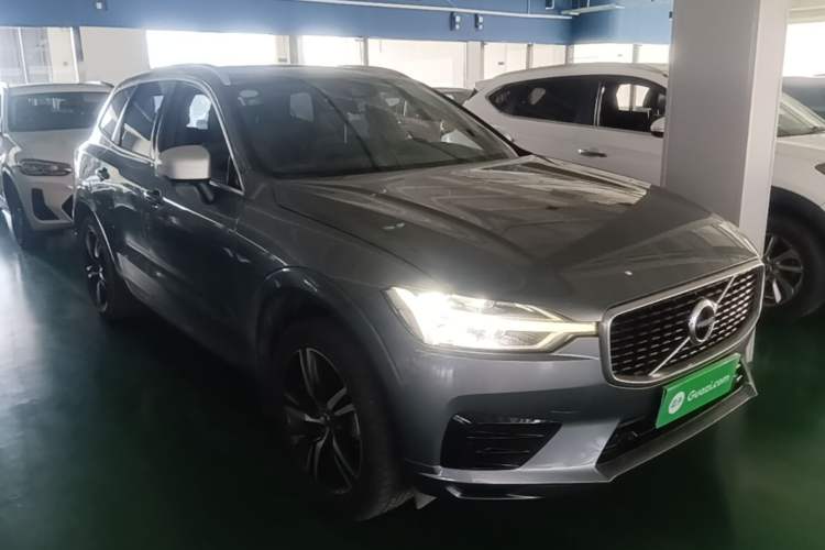 Used Volvo XC60 2019 T5 4x4 Zhiyuan Sport Edition China V Standard Exterior 1