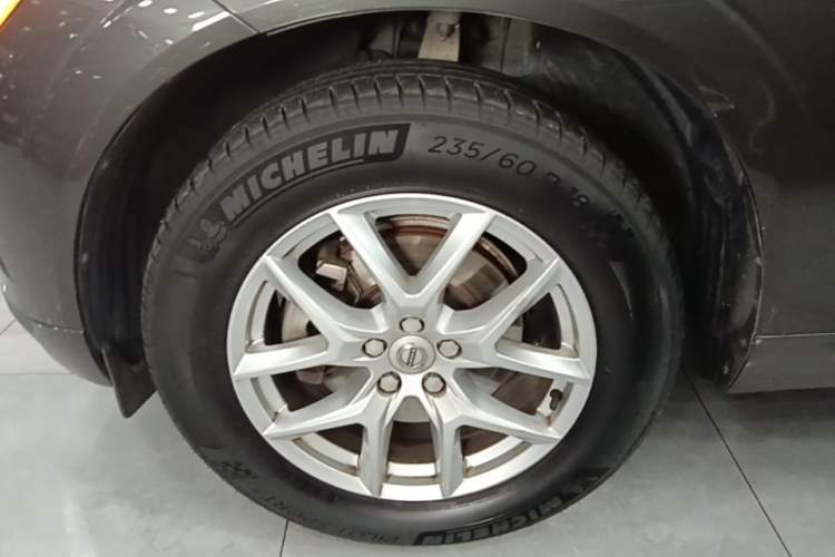 Used Volvo XC60 2019 T4 Zhiyi Edition China VI Exterior 1