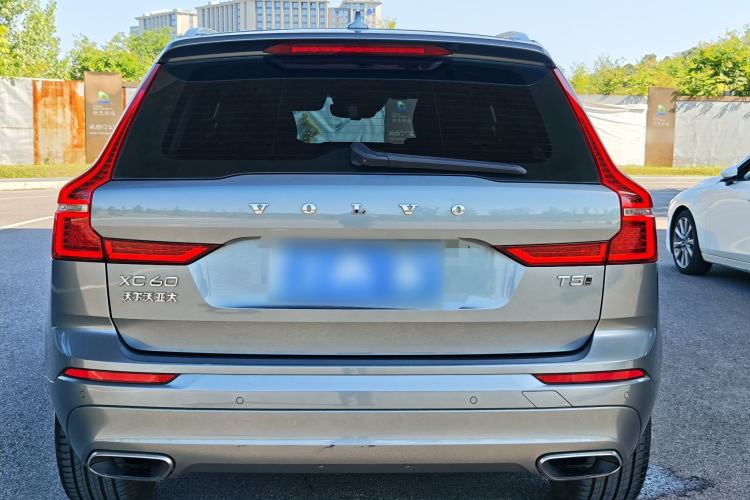 Used Volvo XC60 2019 T5 4x4 Zhiyuan Edition China VI Standard Exterior 2