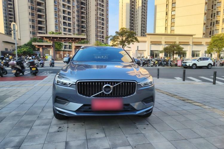 Used Volvo XC60 2019 T5 4x4 Smart Edition China V Standard Exterior 2