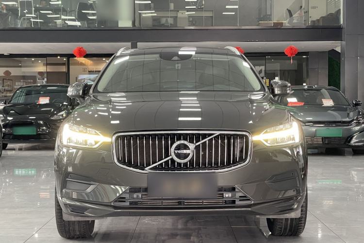 Used Volvo XC60 2019 T4 Zhiyi Edition China VI Exterior 3