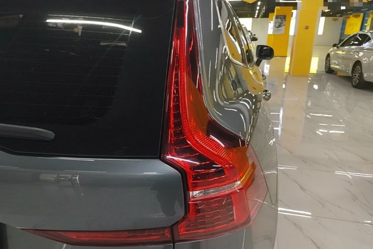 Used Volvo XC60 2019 T4 Zhiyi Edition China V Standard Exterior 3