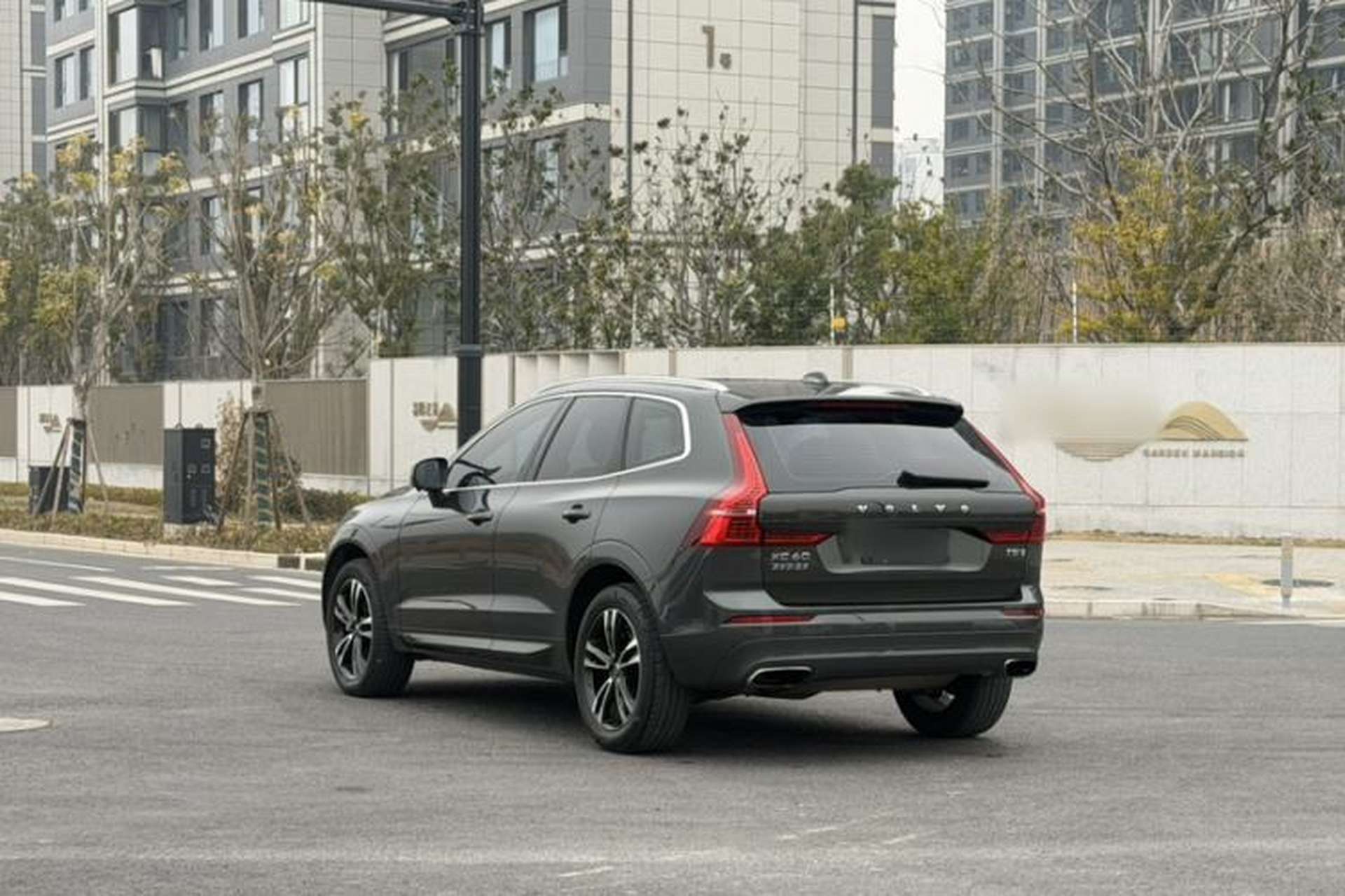 Used Volvo XC60 2019 T5 4x4 Smart Edition China V Standard Exterior 3