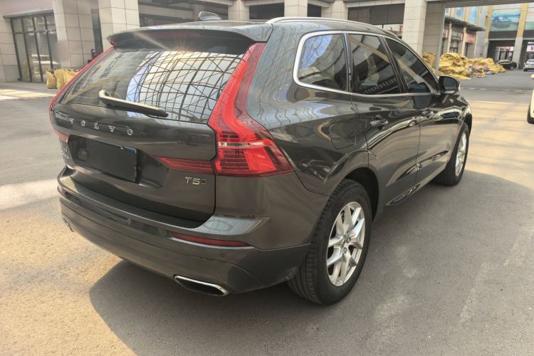 Used Volvo XC60 2019 T5 4x4 Smart Edition China V Standard Exterior 4