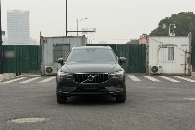 Used Volvo XC60 2019 T5 4x4 Smart Edition China V Standard Exterior 4