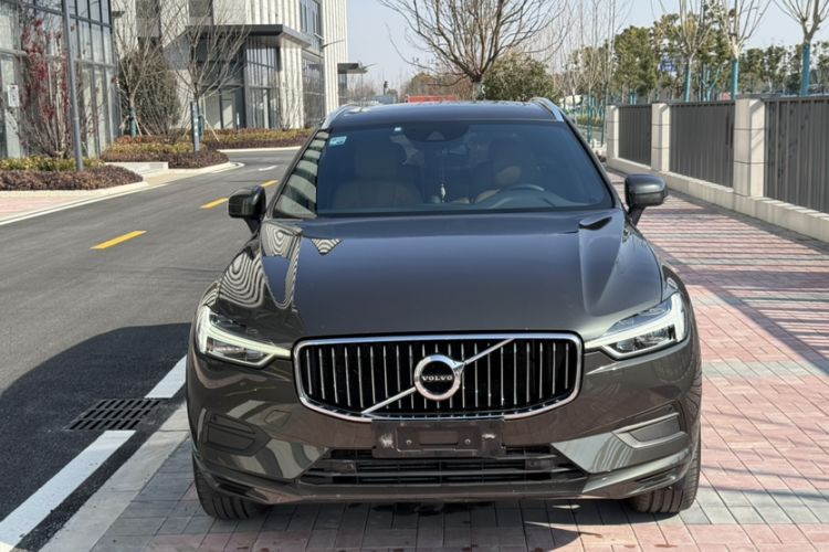 Used Volvo XC60 2019 T5 4x4 Smart Edition China VI Standard Exterior 5