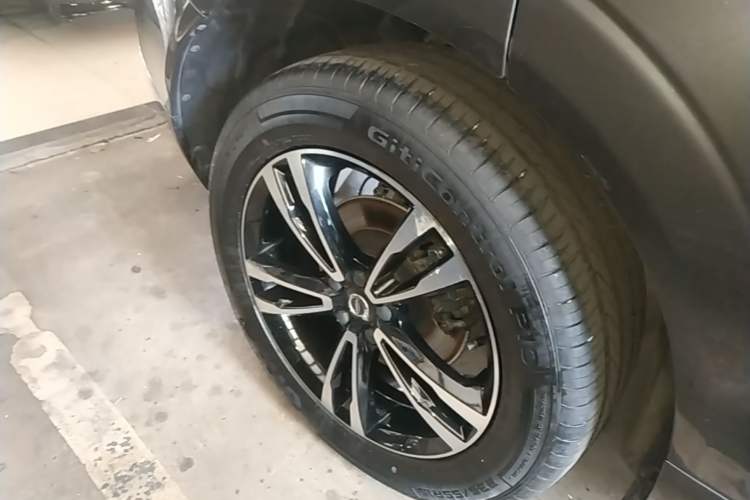 Used Volvo XC60 2019 T5 4x4 Zhiyuan Edition China VI Standard Exterior 5
