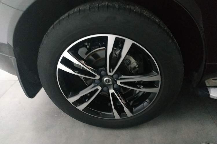 Used Volvo XC60 2019 T5 4x4 Zhiyuan Edition China VI Standard Exterior 5
