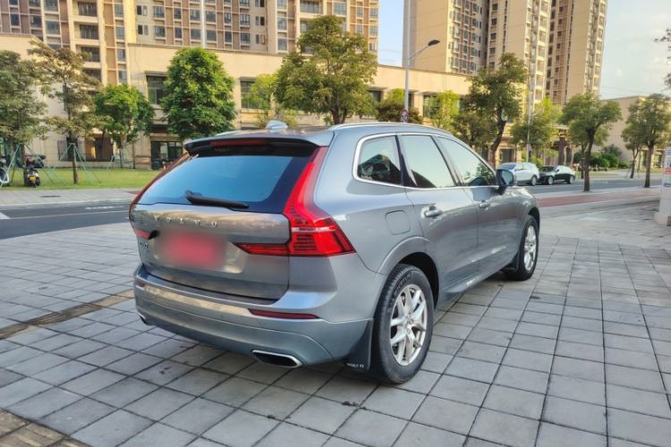 Used Volvo XC60 2019 T5 4x4 Smart Edition China V Standard Exterior 5