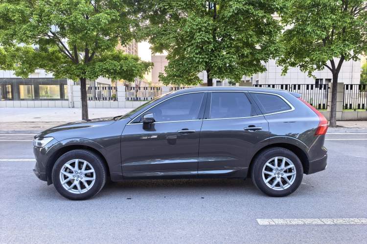 Used Volvo XC60 2019 T5 4x4 Smart Edition China VI Standard Exterior 6