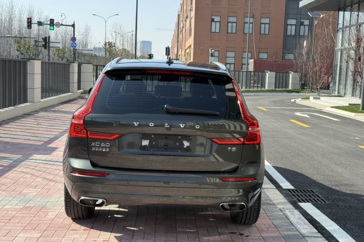 Used Volvo XC60 2019 T5 4x4 Smart Edition China VI Standard Exterior 8
