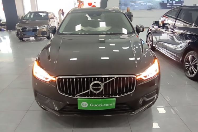 Used Volvo XC60 2019 T4 Zhiyi Edition China VI Front