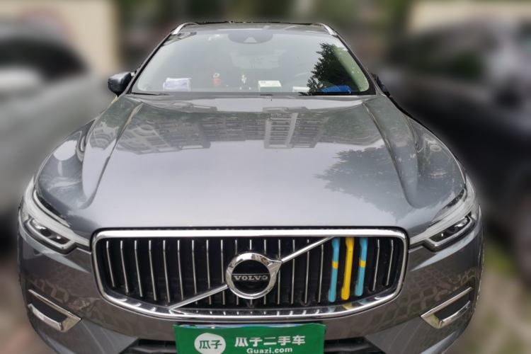 Used Volvo XC60  Front