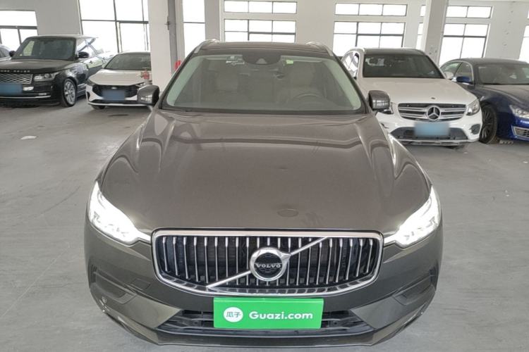 Used Volvo XC60 2019 T5 4x4 Smart Edition China VI Standard Front