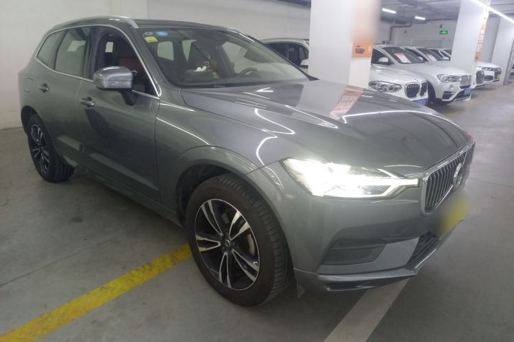 Used Volvo XC60 2019 T5 4x4 Zhiyuan Edition China VI Standard Front Right 45 Deg