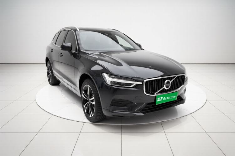 Used Volvo XC60 2019 T5 4x4 Zhiyuan Edition China VI Standard Front Right 45 Deg