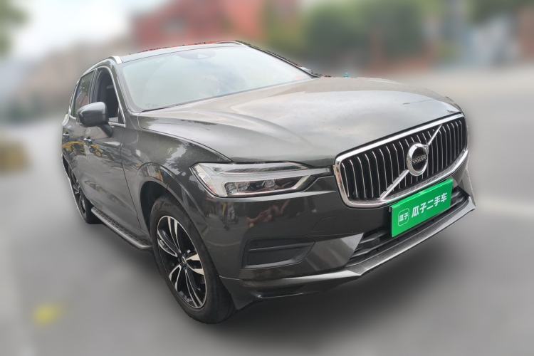 Used Volvo XC60 2019 T5 4x4 Smart Edition China V Standard Front Right 45 Deg