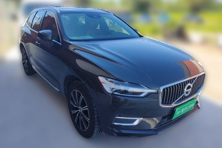 Used Volvo XC60 2019 T5 4x4 Zhiya Luxury Edition China VI Standard Front Right 45 Deg