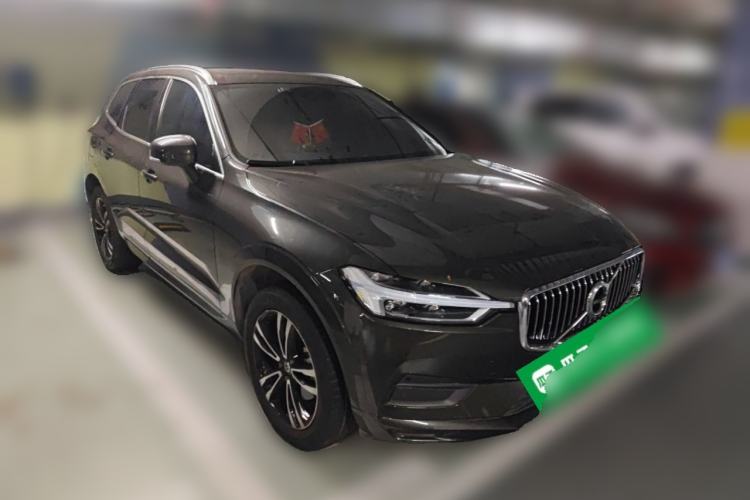 Used Volvo XC60 2019 T5 4x4 Smart Edition China V Standard Front Right 45 Deg