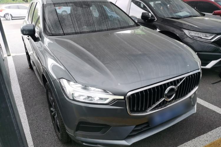 Used Volvo XC60 2019 T5 4x4 Zhiyuan Edition China VI Standard Front Right 45 Deg