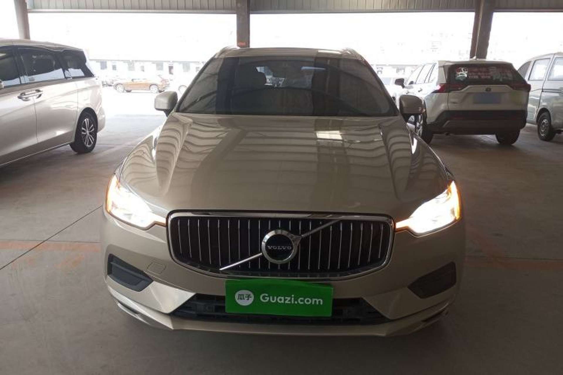 Used Volvo XC60 2019 T5 4x4 Smart Edition China VI Standard Front
