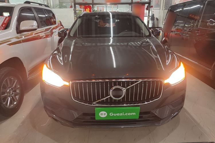 Used Volvo XC60 2019 T5 4x4 Smart Edition China VI Standard Front