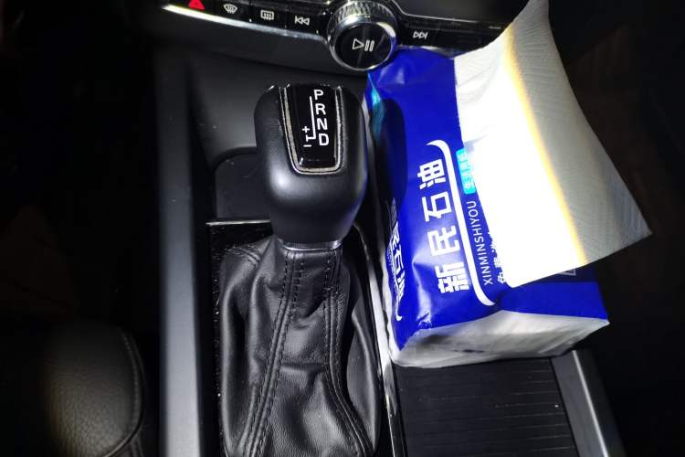 Used Volvo XC60 2019 T5 4x4 Smart Edition China V Standard Gear Lever