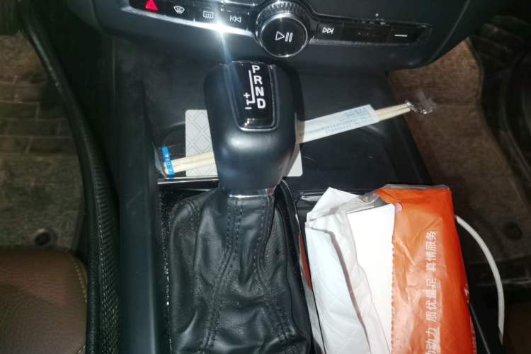Used Volvo XC60 2019 T5 4x4 Smart Edition China V Standard Gear Lever