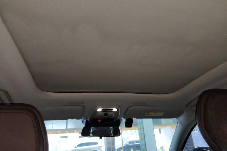 Used Volvo XC60 2019 T5 4x4 Smart Edition China V Standard Headliner