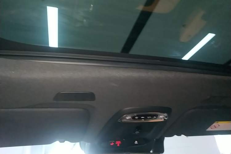 Used Volvo XC60 2019 T5 4x4 Smart Edition China V Standard Headliner