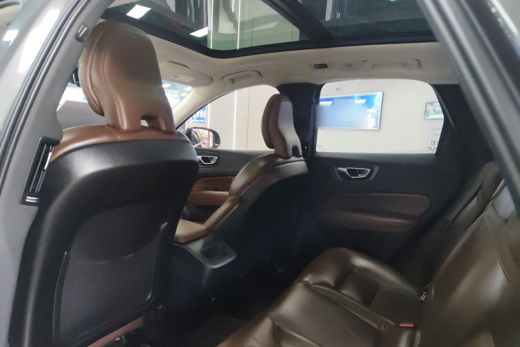Used Volvo XC60 2019 T5 4x4 Smart Edition China V Standard Headliner