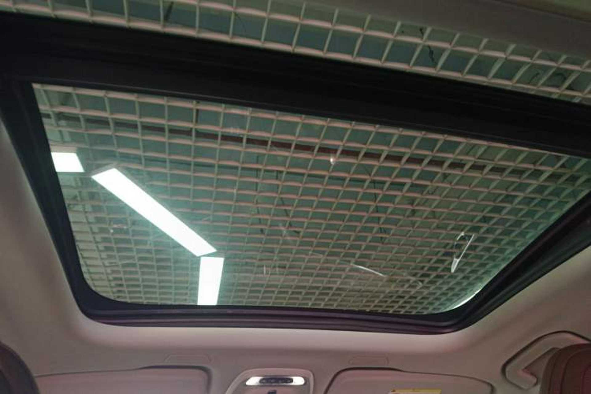 Used Volvo XC60 2019 T5 4x4 Smart Edition China VI Standard Headliner