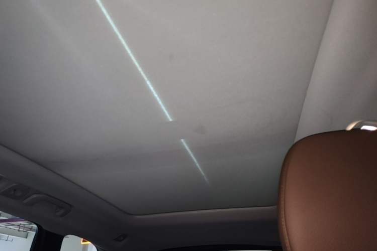 Used Volvo XC60 2019 T5 4x4 Zhiyuan Edition China VI Standard Headliner