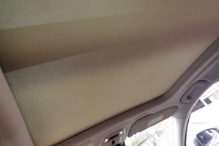 Used Volvo XC60 2019 T5 4x4 Smart Edition China V Standard Headliner