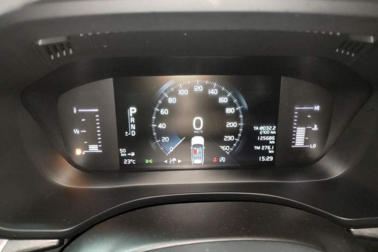 Used Volvo XC60 2019 T5 4x4 Smart Edition China VI Standard Instrument Cluster