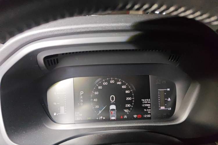 Used Volvo XC60 2019 T5 4x4 Smart Edition China V Standard Instrument Cluster