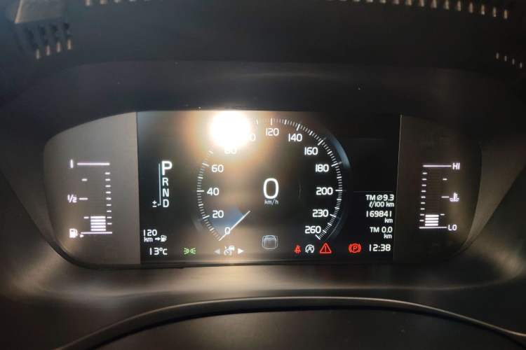 Used Volvo XC60 2019 T5 4x4 Smart Edition China VI Standard Instrument Cluster