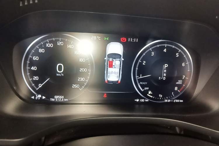 Used Volvo XC60 2019 T5 4x4 Zhiyuan Sport Edition China V Standard Instrument Cluster