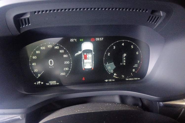 Used Volvo XC60 2019 T5 4x4 Smart Edition China V Standard Instrument Cluster