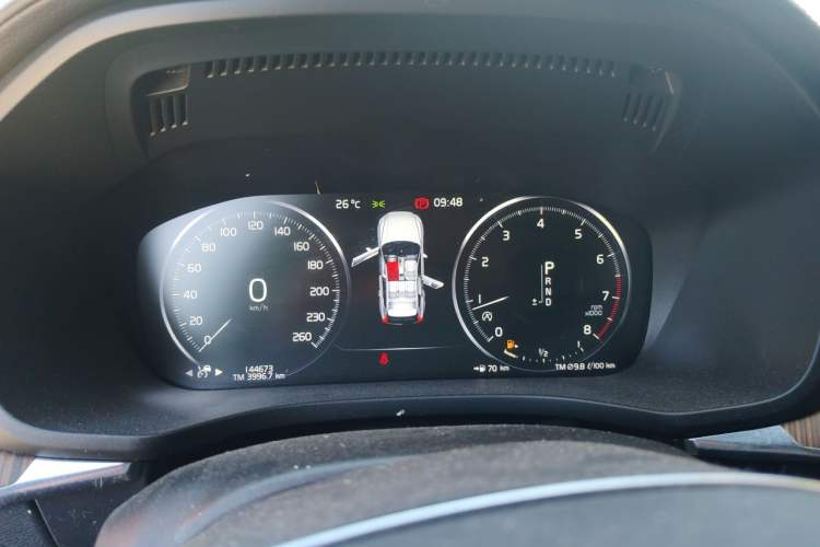 Used Volvo XC60 2019 T5 4x4 Zhiya Luxury Edition China VI Standard Instrument Cluster