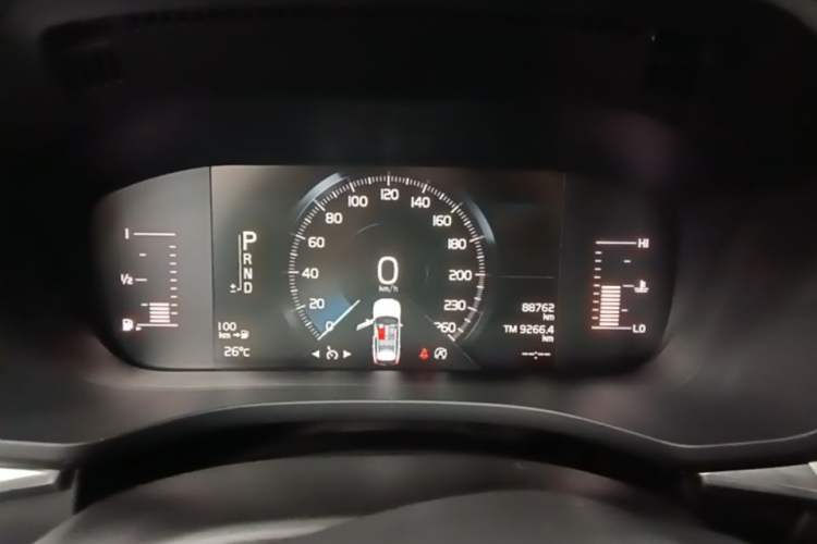Used Volvo XC60 2019 T4 Zhiyi Edition China VI Instrument Cluster