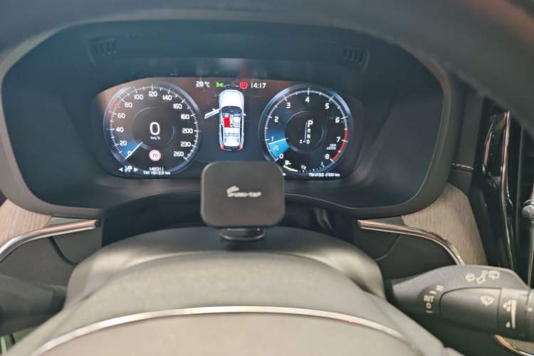 Used Volvo XC60 2019 T5 4x4 Zhiya Luxury Edition China VI Standard Instrument Cluster