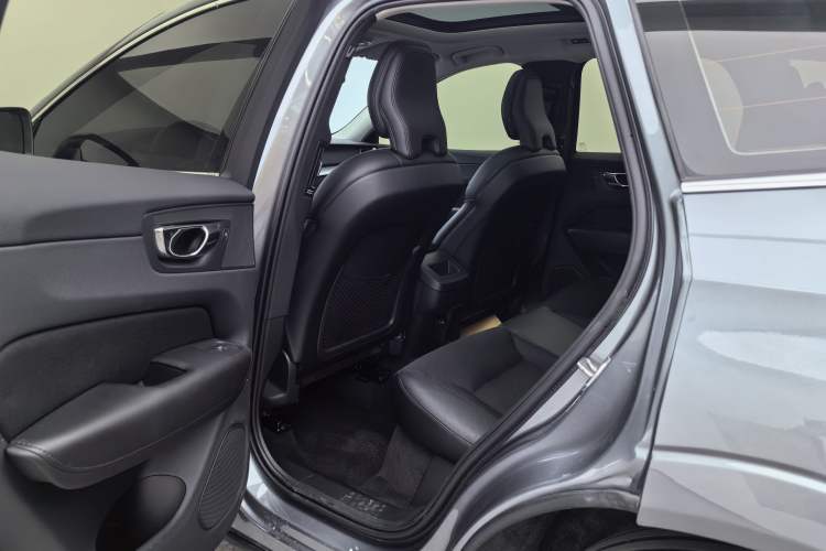 Used Volvo XC60 2019 T4 Zhiyi Edition China V Standard Interior 2