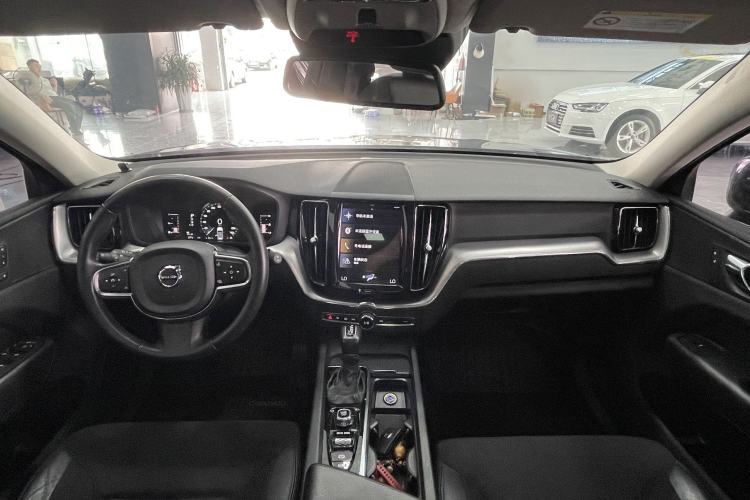 Used Volvo XC60 2019 T4 Zhiyi Edition China VI Interior 3