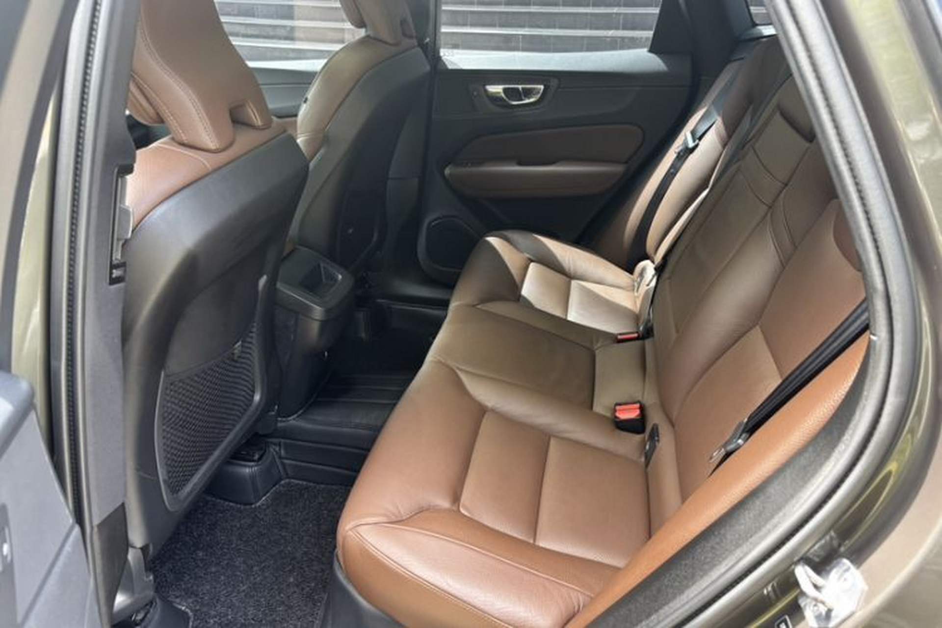 Used Volvo XC60 2019 T5 4x4 Smart Edition China V Standard Interior 3